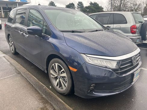 Used 2023 Honda Odyssey Touring image 5