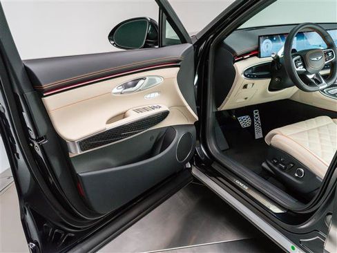 New 2026 Genesis GV70 3.5T Sport Prestige AWD/4WD image 29
