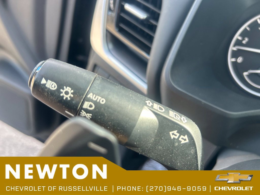 Used 2021 Nissan Rogue SV AWD/4WD image 16