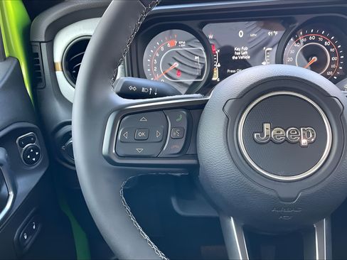 Used 2026 Jeep Wrangler Unlimited Sport AWD/4WD image 10