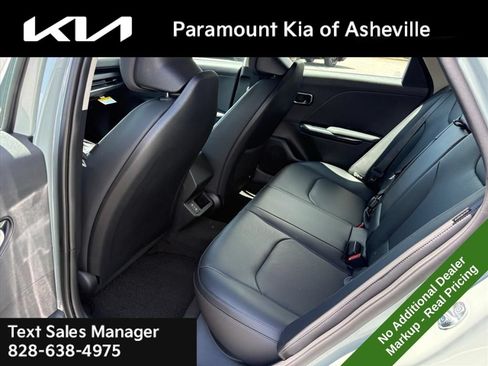 New 2026 Kia K4 EX FWD image 21