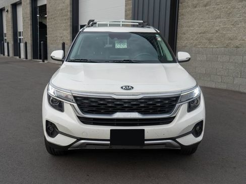 Used 2021 Kia Seltos EX AWD/4WD image 2