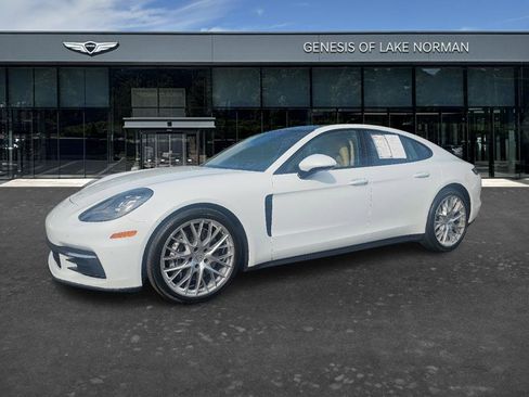Used 2020 Porsche Panamera 4 AWD/4WD image 1