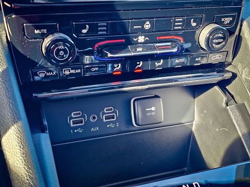 New 2025 Jeep Grand Cherokee Limited image 29