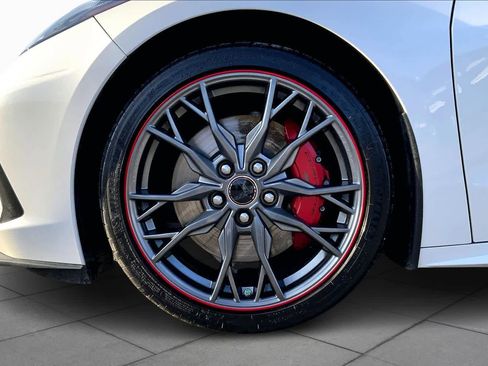 Used 2023 Chevrolet Corvette Stingray Premium Conv w/ Z51 Performance Package image 10