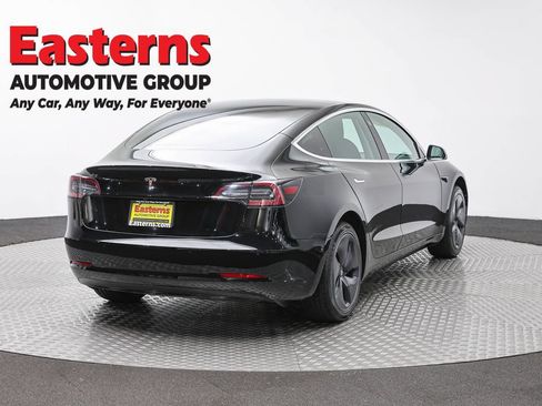 Used 2019 Tesla Model 3 Standard Range RWD image 5