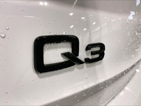 Certified 2025 Audi Q3 2.0T Premium w/ Convenience Package image 8