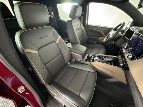 New 2026 GMC Canyon Denali w/ LPO, Black Badging Package AWD/4WD image 32