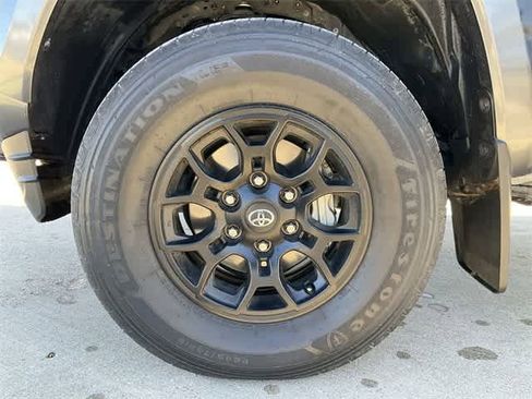 Used 2022 Toyota Tacoma SR5 image 12