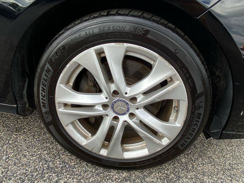 Used 2011 Mercedes-Benz E 350 4MATIC Sedan image 35