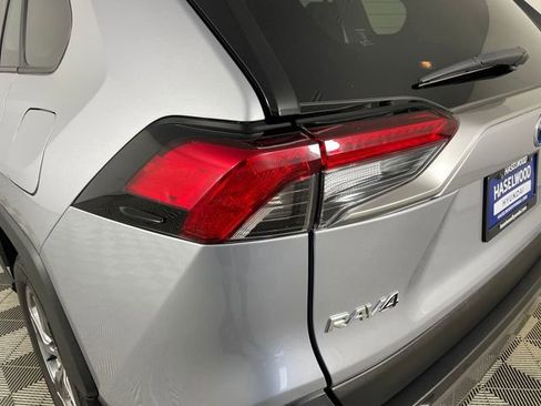 Used 2020 Toyota RAV4 Limited AWD/4WD image 19