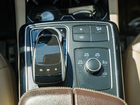 Used 2017 Mercedes-Benz GLE 350 4MATIC image 25