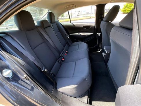 Used 2024 Toyota Corolla LE FWD image 18
