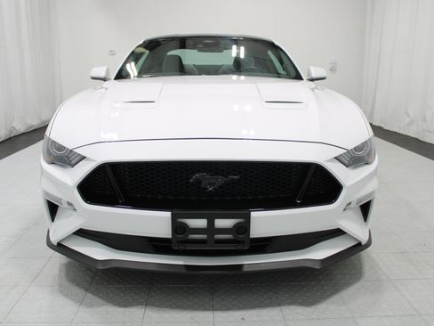 Used 2021 Ford Mustang GT RWD image 3