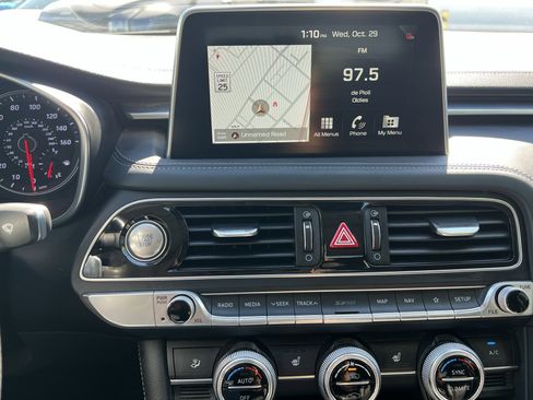 Used 2021 Genesis G70 2.0T w/ Elite Package image 33