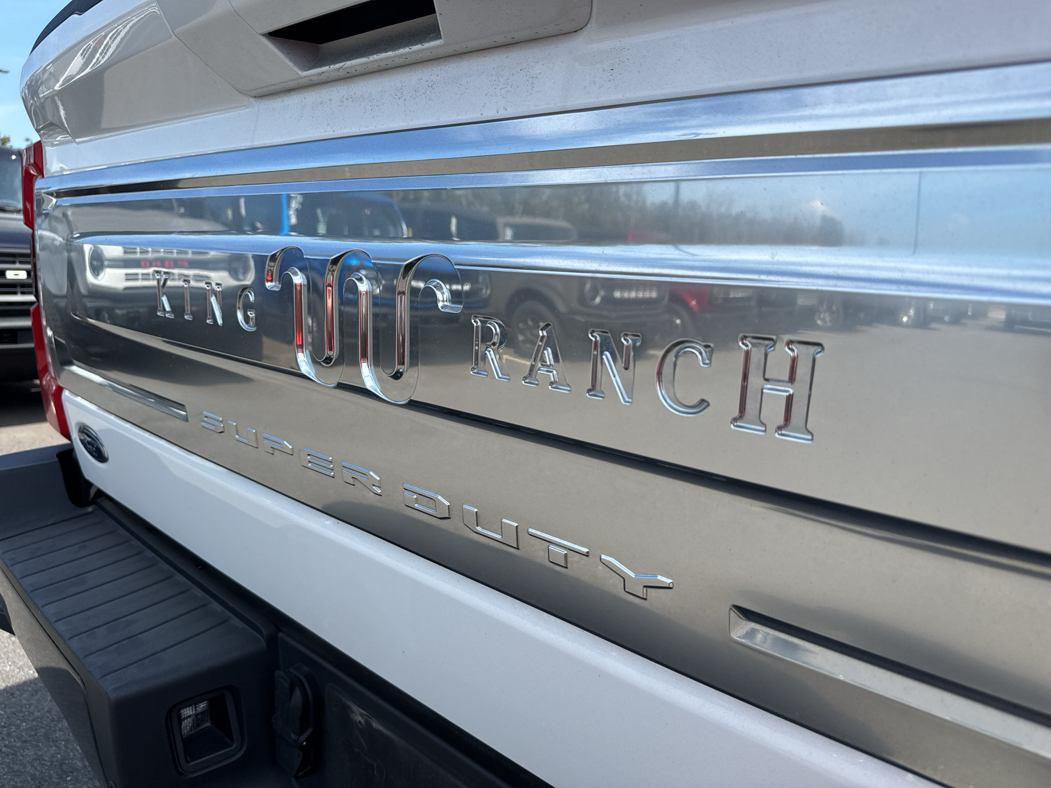 Certified 2024 Ford F250 King Ranch AWD/4WD image 32