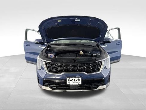 Certified 2025 Kia Sorento S w/ Panoramic Sunroof Package FWD image 13