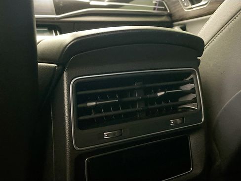 Used 2021 Audi Q8 Premium Plus image 20