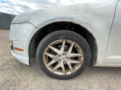 Used 2011 Ford Fusion SEL FWD image 11
