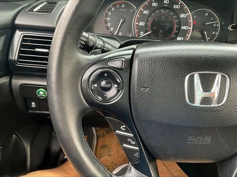 Used 2015 Honda Accord Sport image 10