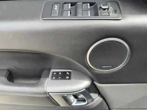 Used 2016 Land Rover Range Rover Sport SVR image 17