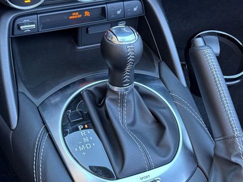 New 2026 MAZDA MX-5 Miata RF Grand Touring RWD image 22