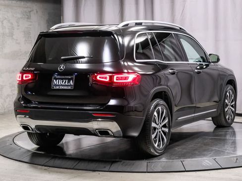 Certified 2022 Mercedes-Benz GLB 250 image 4