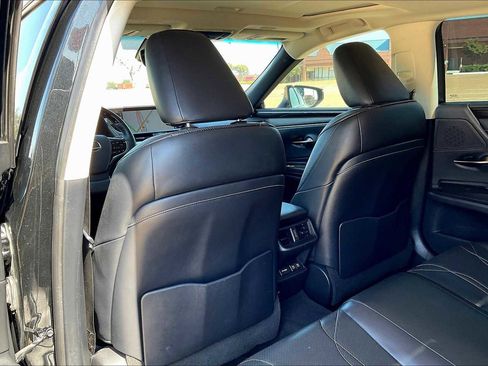 Used 2020 Lexus ES 350 w/ Luxury Package image 12