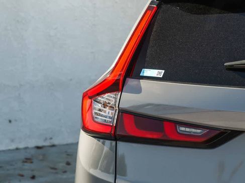 Used 2025 Honda CR-V Sport Touring image 7