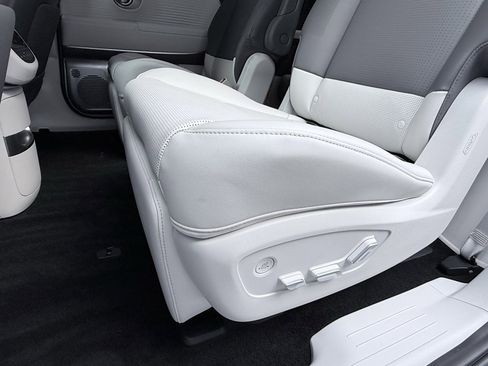 New 2026 Hyundai Ioniq 9 Limited image 26