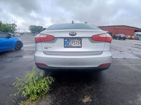 Used 2014 Kia Forte LX w/ Popular Package image 4