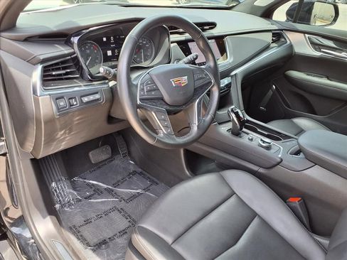 Certified 2023 Cadillac XT5 Premium Luxury w/ Technology Package FWD image 18