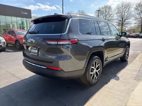 Used 2024 Jeep Grand Cherokee L Limited w/ Luxury Tech Group II image 8