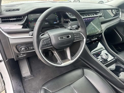 Used 2024 Jeep Grand Cherokee Limited 4xe AWD/4WD image 18