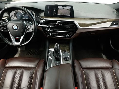 Used 2018 BMW 530i xDrive AWD/4WD image 12