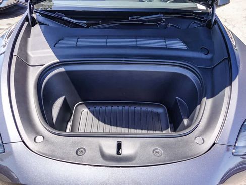 Used 2023 Tesla Model Y AWD image 26