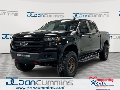 Used 2020 Chevrolet Silverado 1500 LT Trail Boss image 1