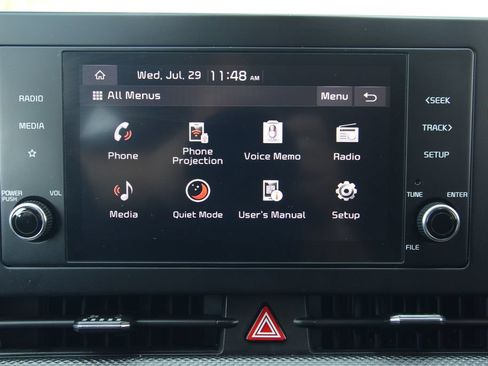 Used 2024 Kia Sportage LX FWD image 28