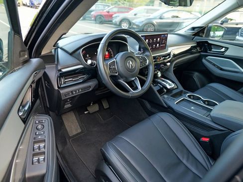 Used 2025 Acura MDX SH-AWD w/ Technology Package image 16