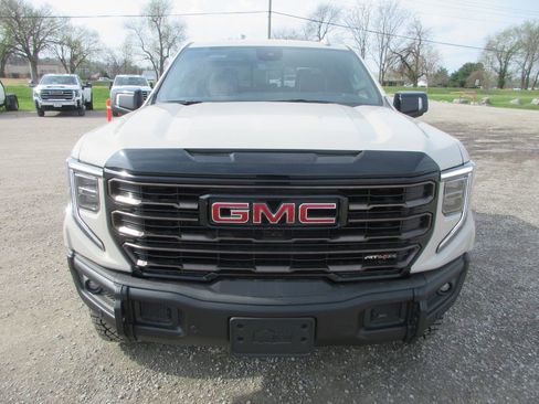 New 2026 GMC Sierra 1500 AT4X AWD/4WD image 12