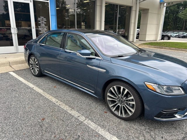 Used 2018 Lincoln Continental Reserve FWD image 4