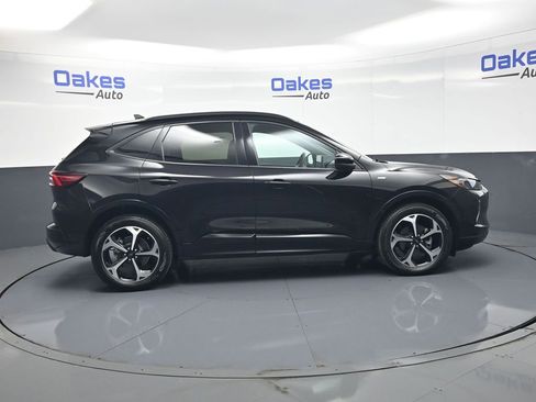 Used 2023 Ford Escape ST-Line Elite w/ Premium Technology Package AWD/4WD image 9