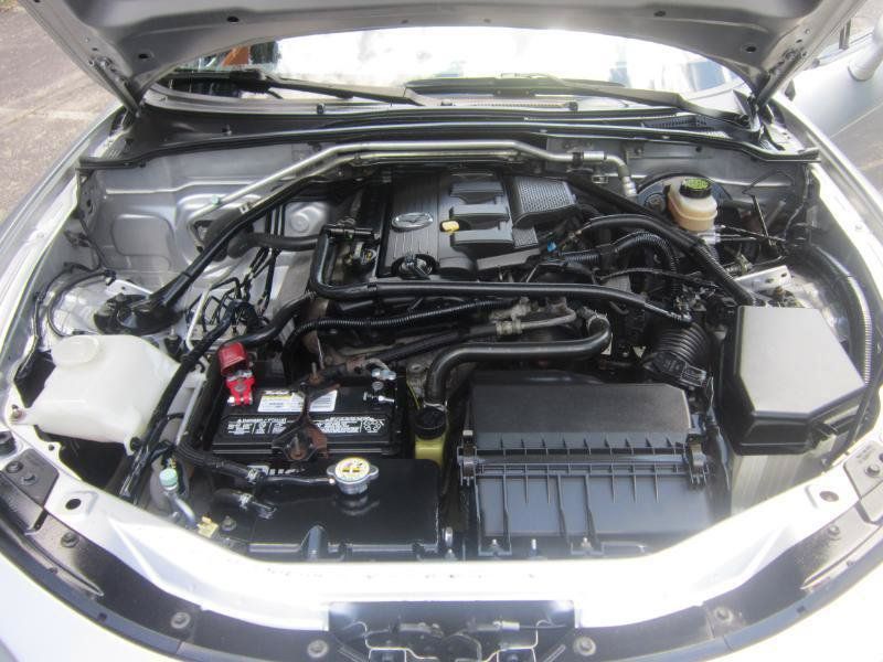 Used 2006 MAZDA MX-5 Miata Grand Touring RWD image 25