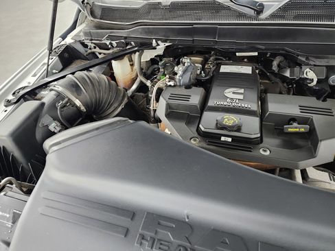 Used 2021 RAM 3500 Laramie image 24