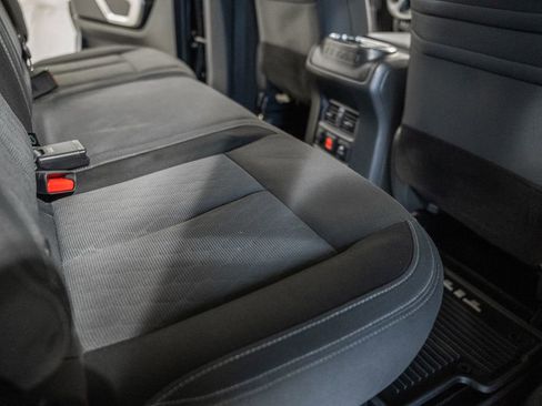 Used 2021 Nissan Titan SV w/ SV Convenience Package image 42