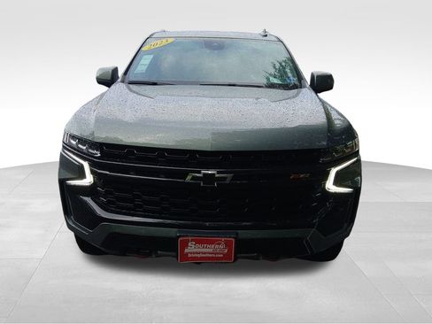 Used 2023 Chevrolet Tahoe Z71 w/ Luxury Package AWD/4WD image 16