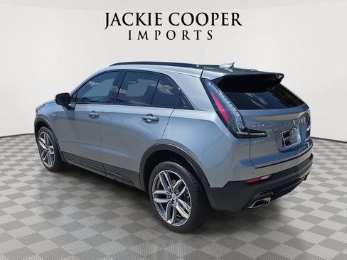 Used 2023 Cadillac XT4 Sport w/ Cold Weather Package FWD image 7