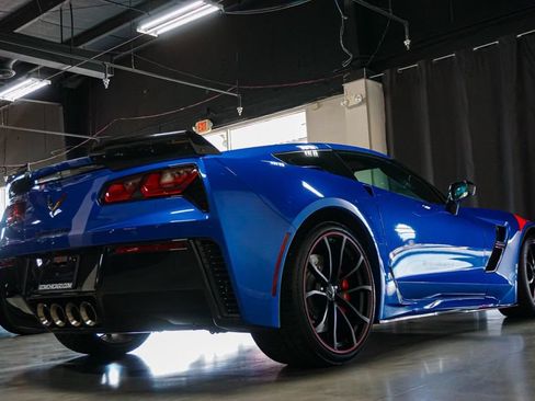 Used 2019 Chevrolet Corvette Grand Sport RWD image 6
