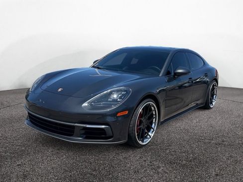 Used 2018 Porsche Panamera RWD image 1