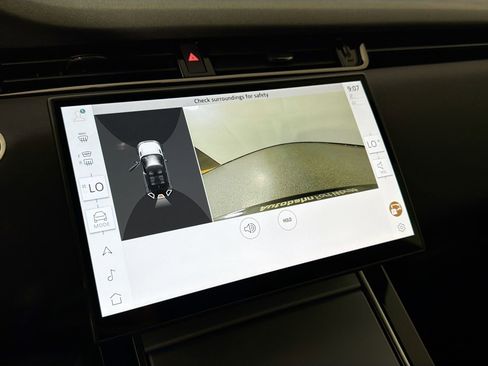 Certified 2025 Land Rover Range Rover Evoque S image 16